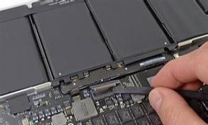 專業上門服務 李師傅一站式解決電腦軟硬件與網絡難題